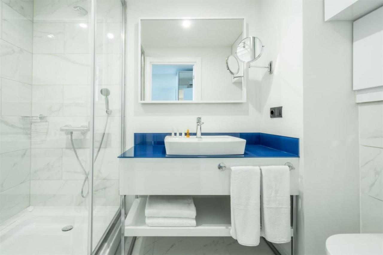 Orbi City Sea View Apartments Batoumi Extérieur photo